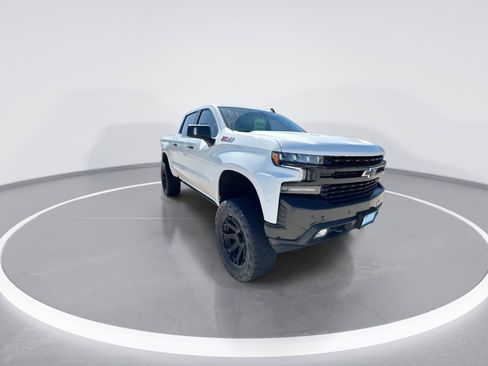 Used 2022 Chevrolet Silverado 1500 LT Trail Boss w/ Safety Package AWD/4WD image 2