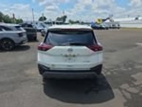 Used 2023 Nissan Rogue SV w/ SV Premium B Package AWD/4WD image 5