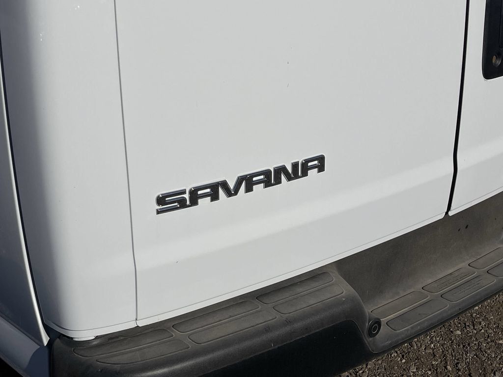 New 2025 GMC Savana 2500 Extended w/ Driver Convenience Package RWD image 31