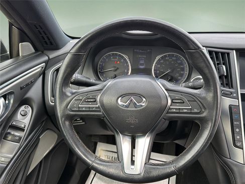 Used 2018 INFINITI Q60 3.0t Luxe w/ Sensory Package 3.0T Luxe image 33