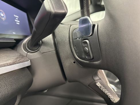 Used 2025 Jeep Grand Cherokee L Limited w/ Black Appearance Package image 21