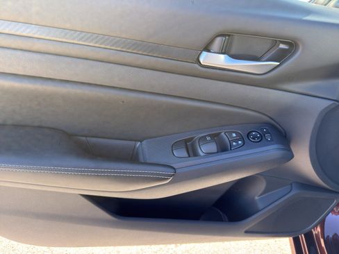 Certified 2024 Nissan Altima 2.5 SV w/ SV Premium Package image 13