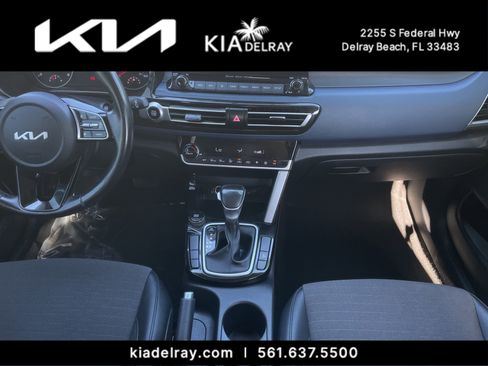 Used 2023 Kia Seltos S w/ Navigation Package image 12