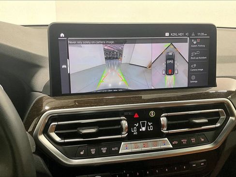 Used 2024 BMW X3 sDrive30i w/ Premium Package w/ZPA RWD image 23