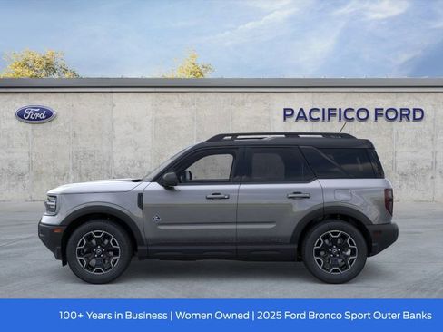 New 2025 Ford Bronco Sport Outer Banks image 4