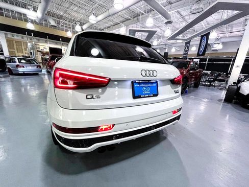 Used 2017 Audi Q3 2.0T Prestige w/ Prestige Package image 7