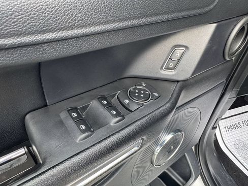 Used 2020 Ford Expedition XLT w/ Equipment Group 201A AWD/4WD image 19