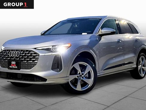 Used 2025 Audi Q5 Premium Plus w/ Premium Plus image 1