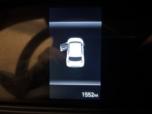 Certified 2026 Hyundai Venue SE image 15