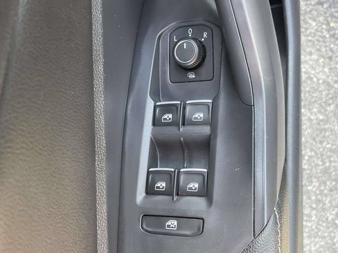 Used 2022 Volkswagen Jetta S FWD image 17