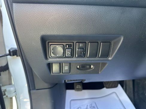 Used 2010 INFINITI FX35 AWD w/ Premium Pkg image 19