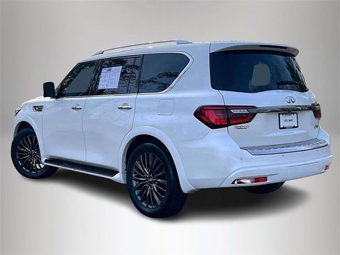 Used 2023 INFINITI QX80 Premium Select w/ Cargo Package image 8