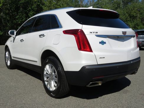 Used 2018 Cadillac XT5 AWD image 8