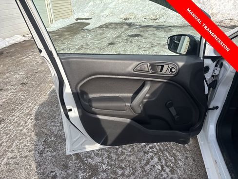 Used 2016 Ford Fiesta S image 11