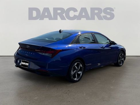 Used 2023 Hyundai Elantra SEL w/ Convenience Package FWD image 7