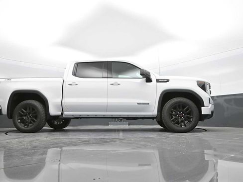 New 2025 GMC Sierra 1500 Elevation image 81