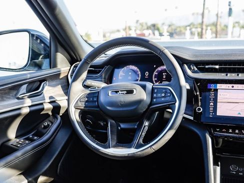 New 2026 Jeep Grand Cherokee Altitude RWD image 18