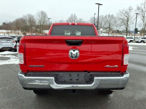 Used 2024 RAM 2500 Big Horn w/ Bed Utility Group image 5