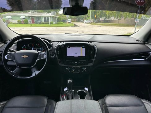 Used 2019 Chevrolet Traverse RS w/ LPO, Floor Liner Package image 17