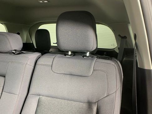 Used 2025 Ford Explorer Active image 27