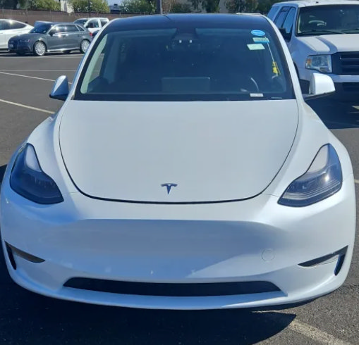 Used 2024 Tesla Model Y Long Range AWD/4WD image 4