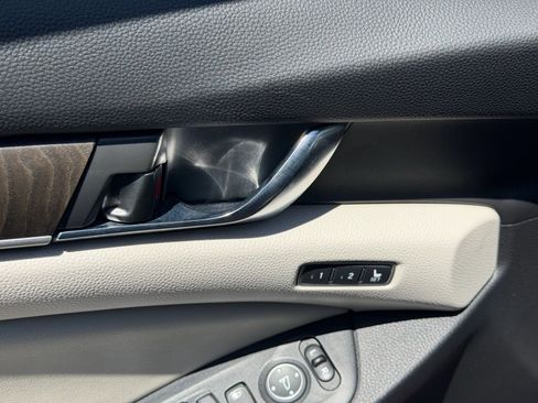 Certified 2021 Honda Accord Touring image 19