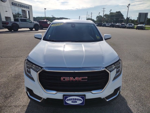 Used 2024 GMC Terrain SLE FWD image 9