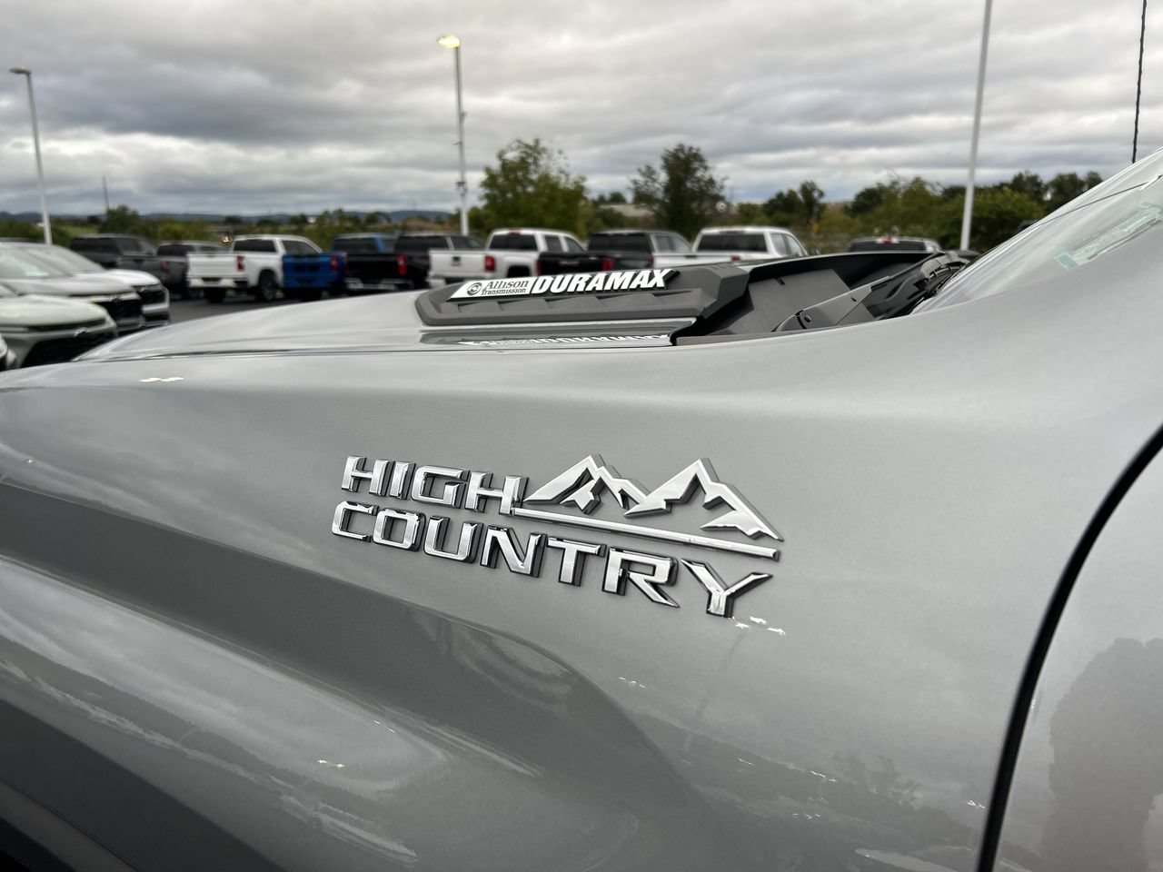 Used 2024 Chevrolet Silverado 2500 High Country w/ Technology Package AWD/4WD image 13