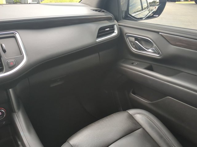 Used 2021 Chevrolet Tahoe LT w/ LT Signature Package RWD image 17