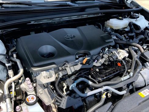 Used 2025 Toyota Camry LE FWD image 63