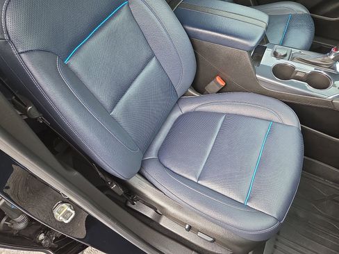 Used 2023 Chevrolet Blazer RS w/ Enhanced Convenience Package image 16