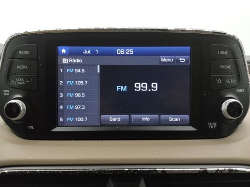 Used 2019 Hyundai Santa Fe SE FWD image 25