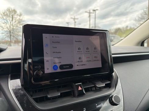 Used 2024 Toyota Corolla LE image 16