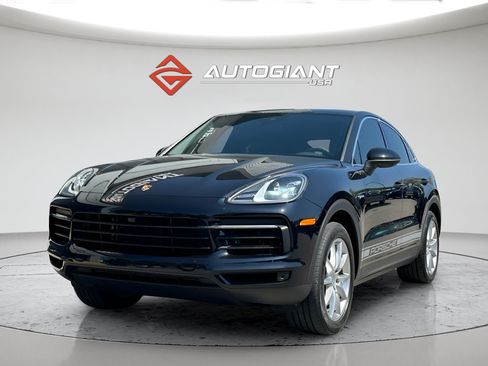 Used 2022 Porsche Cayenne E-Hybrid Coupe AWD/4WD image 5