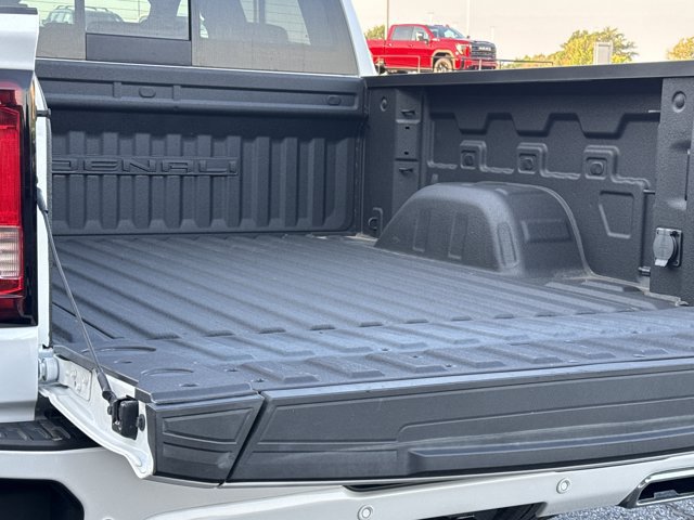 Used 2024 GMC Sierra 1500 Denali Ultimate AWD/4WD image 10