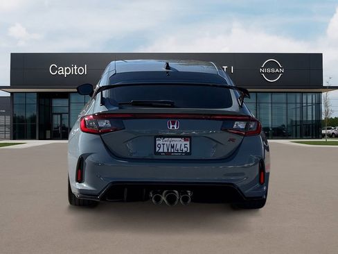 Used 2024 Honda Civic Type R image 6