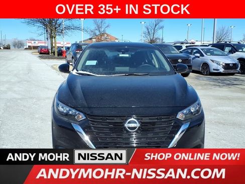 New 2025 Nissan Sentra SV image 3