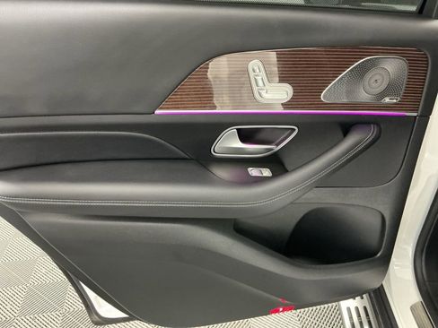 Used 2023 Mercedes-Benz GLS 450 4MATIC image 29