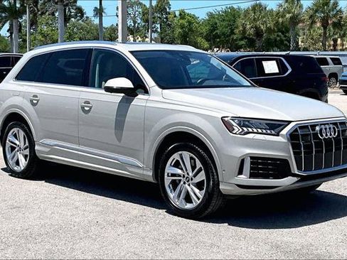 Used 2023 Audi Q7 3.0T Premium Plus w/ Premium Plus Package AWD/4WD image 2