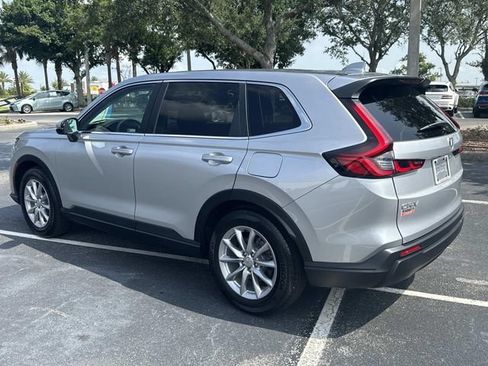 Certified 2026 Honda CR-V EX image 5