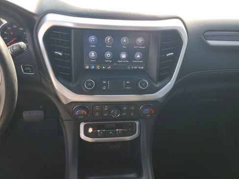 Used 2020 GMC Acadia SLT AWD/4WD image 15