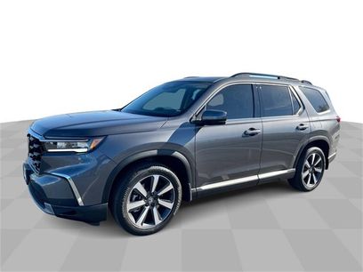 Used 2025 Honda Pilot Touring