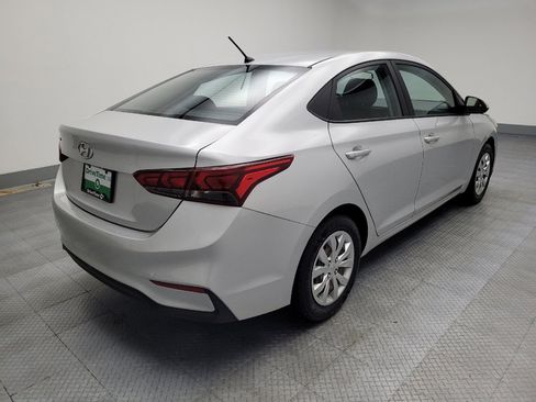 Used 2018 Hyundai Accent SE image 9