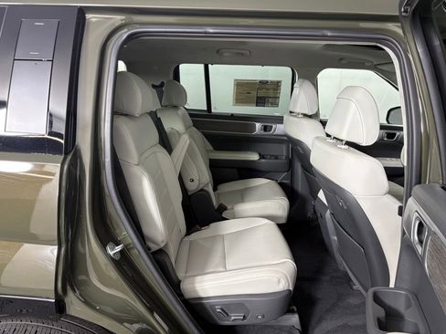 Used 2024 Hyundai Santa Fe Calligraphy image 36