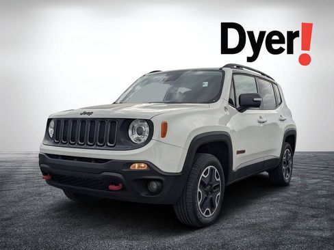 Used 2017 Jeep Renegade Trailhawk w/ Safety & Security Group AWD/4WD image 8