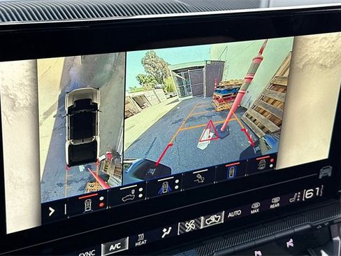 Used 2024 GMC Hummer EV 3X w/ Extreme Off-Road Package image 19