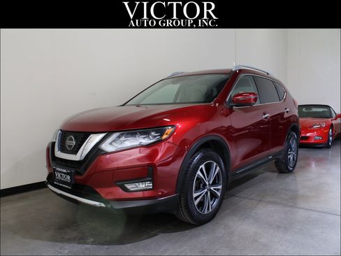 Used 2018 Nissan Rogue SL w/ Premium Package image 4