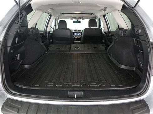 Used 2017 Subaru Outback 2.5i Limited AWD/4WD image 35