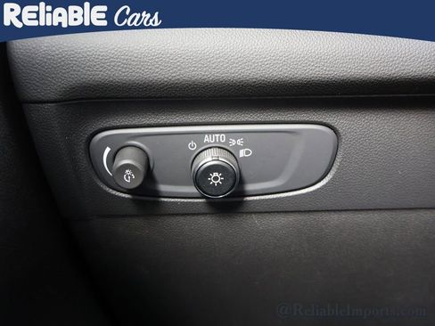 Used 2023 Buick Envision Essence image 32