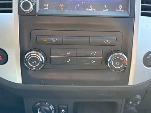 Used 2019 Nissan Frontier SV image 29